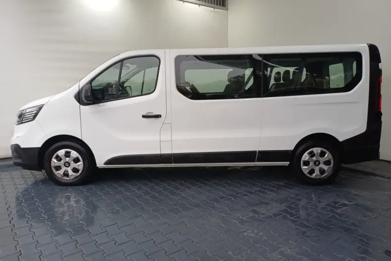 Renault Trafic din 2024 cu 13.111 km - oferta REN136726 - foto 3