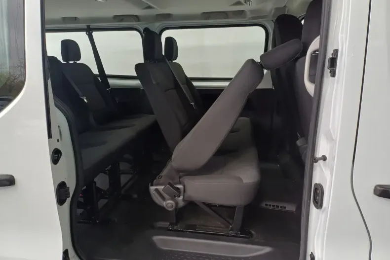 Renault Trafic din 2024 cu 13.111 km - oferta REN136726 - foto 20