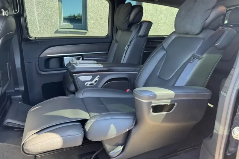 Mercedes-Benz V 300 din 2025 cu 5 km - oferta MER136727 - foto 9