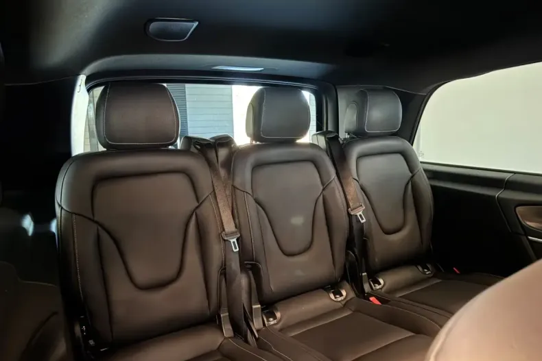 Mercedes-Benz V 300 din 2025 cu 5 km - oferta MER136727 - foto 12