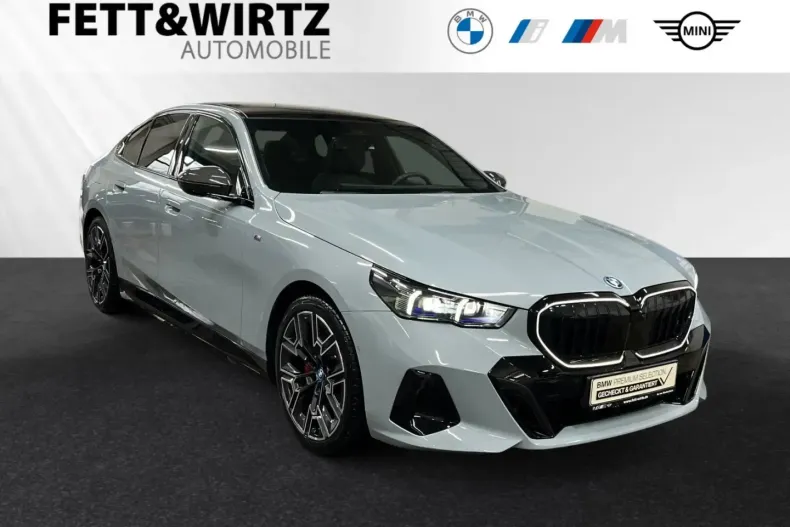 BMW 530 din 2024 cu 7.990 km - oferta BMW136730 - foto 1