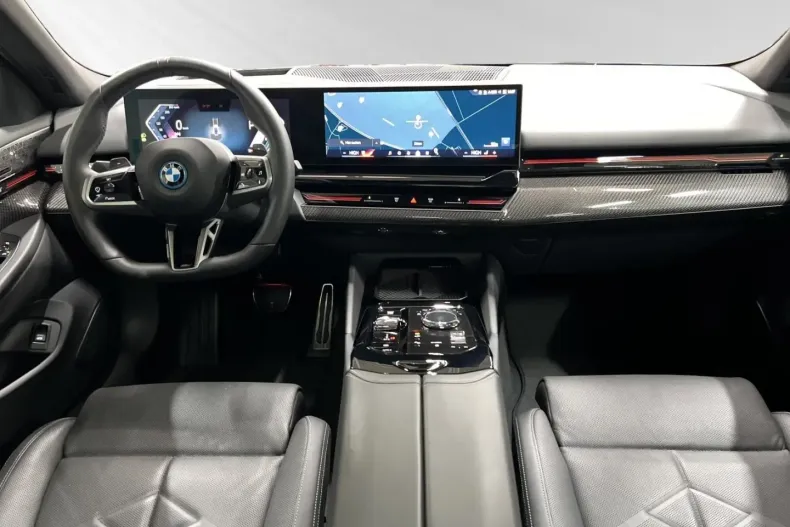 BMW 530 din 2024 cu 7.990 km - oferta BMW136730 - foto 8