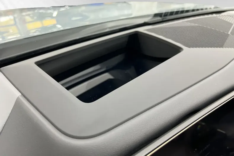 BMW 530 din 2024 cu 7.990 km - oferta BMW136730 - foto 13