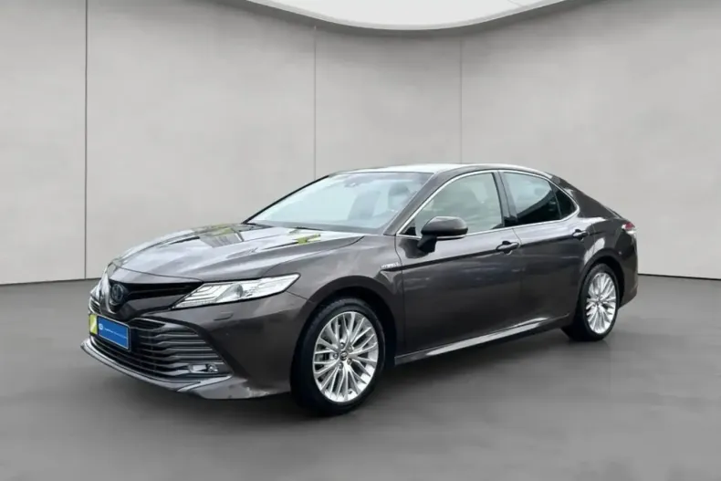 Toyota Camry din 2020 cu 80.510 km - oferta TOY136731 - foto 1