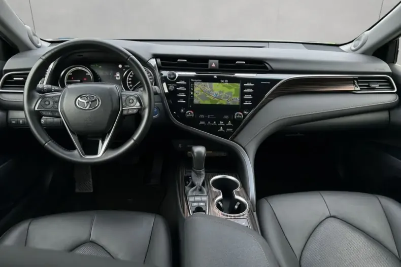 Toyota Camry din 2020 cu 80.510 km - oferta TOY136731 - foto 9