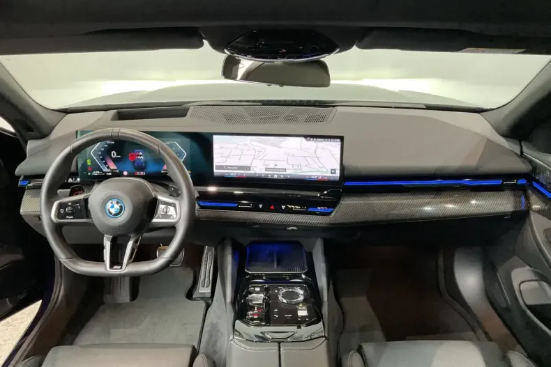 BMW 530 din 2024 cu 13.500 km - oferta BMW136732 - foto 3