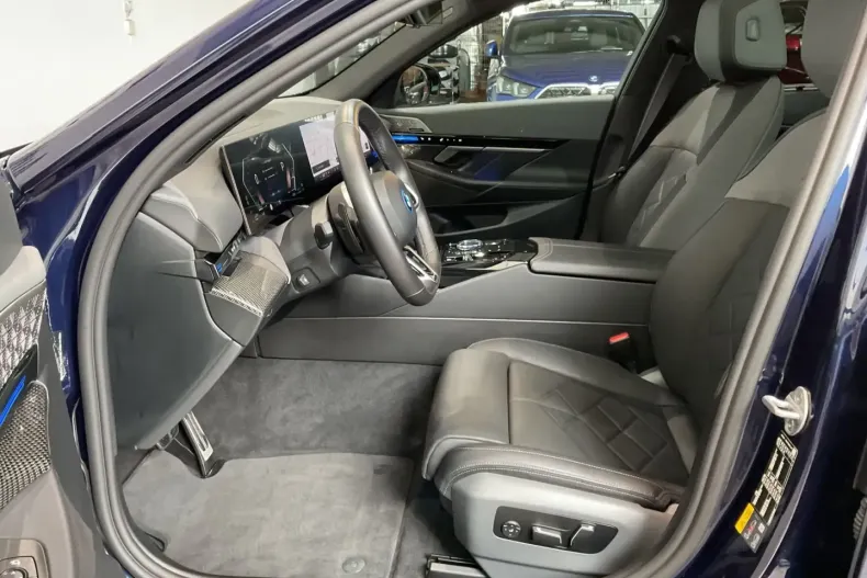 BMW 530 din 2024 cu 13.500 km - oferta BMW136732 - foto 7