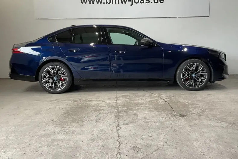 BMW 530 din 2024 cu 13.500 km - oferta BMW136732 - foto 11