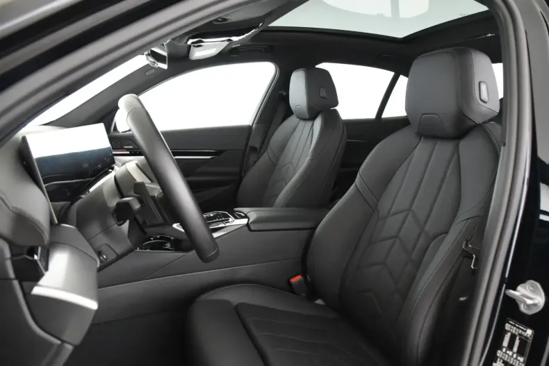 BMW 520 din 2024 cu 45.900 km - oferta BMW136738 - foto 7