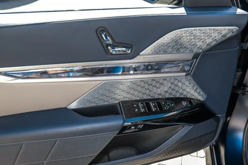 BMW M760 din 2024 cu 33.951 km - oferta BMW136759 - foto 20