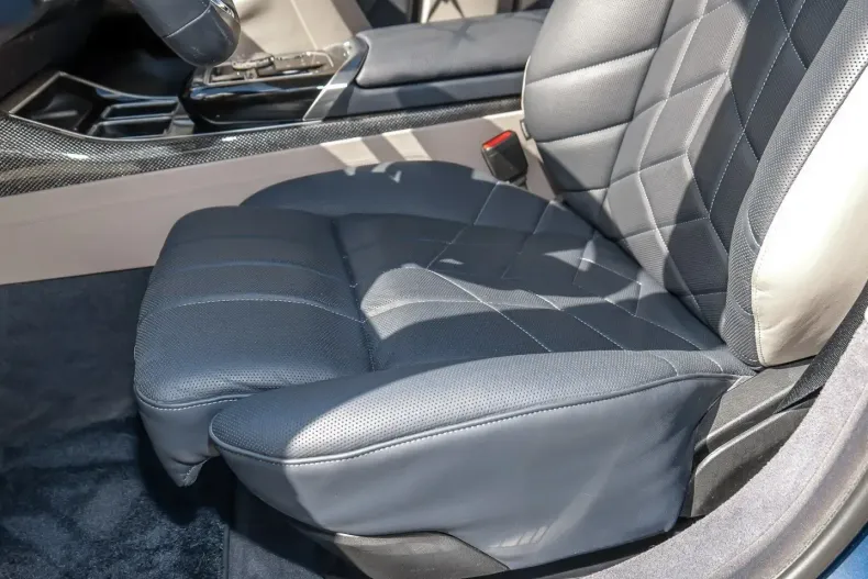 BMW M760 din 2024 cu 33.951 km - oferta BMW136759 - foto 22