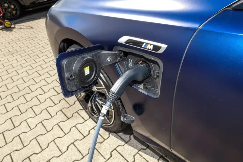 BMW M760 din 2024 cu 33.951 km - oferta BMW136759 - foto 24