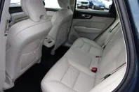 Volvo XC60 din 2023 cu 30.700 km - oferta VOL136768 - foto 4