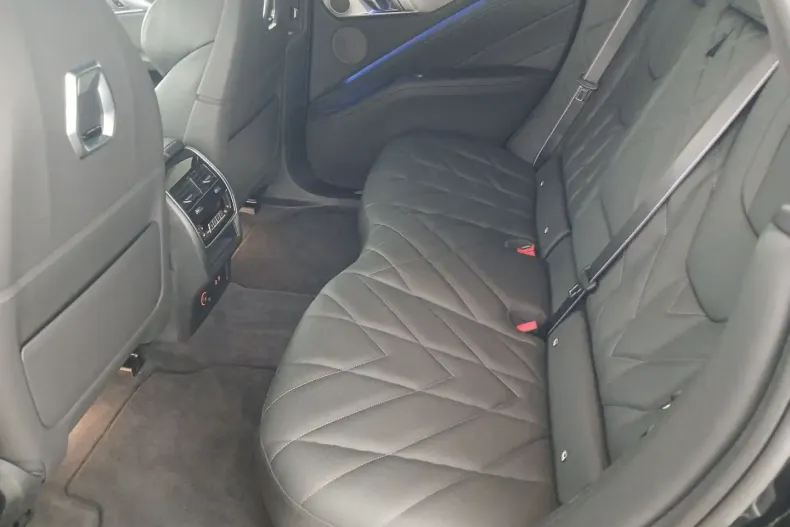 BMW XM din 2024 cu 29.246 km - oferta BMW136779 - foto 11