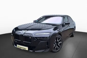 BMW M760 din 2024 - oferta BMW136783