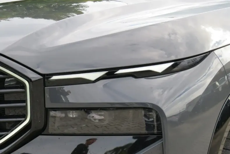 BMW XM din 2023 cu 33.237 km - oferta BMW136788 - foto 2