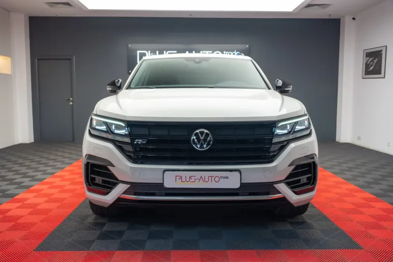 Volkswagen Touareg din 2021 cu 65.500 km - oferta VOL136796 - foto 2