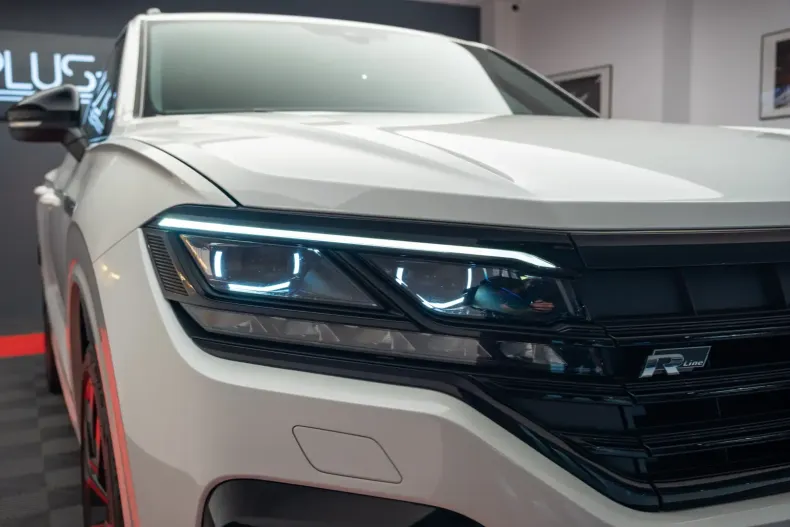 Volkswagen Touareg din 2021 cu 65.500 km - oferta VOL136796 - foto 3