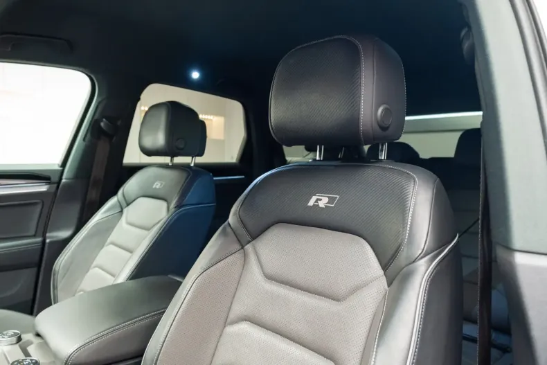 Volkswagen Touareg din 2021 cu 65.500 km - oferta VOL136796 - foto 21