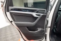 Volkswagen Touareg din 2021 cu 65.500 km - oferta VOL136796 - foto 23