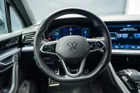 Volkswagen Touareg din 2021 cu 65.500 km - oferta VOL136796 - foto 29