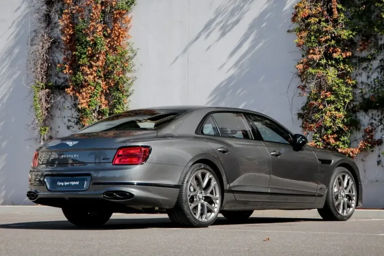 Bentley Flying Spur din 2024 cu 6.700 km - oferta BEN136797 - foto 8