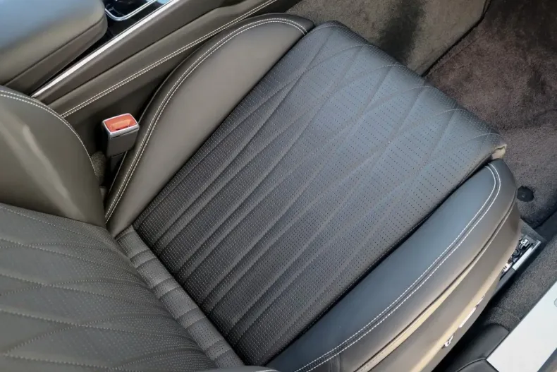 Bentley Flying Spur din 2024 cu 6.700 km - oferta BEN136797 - foto 18