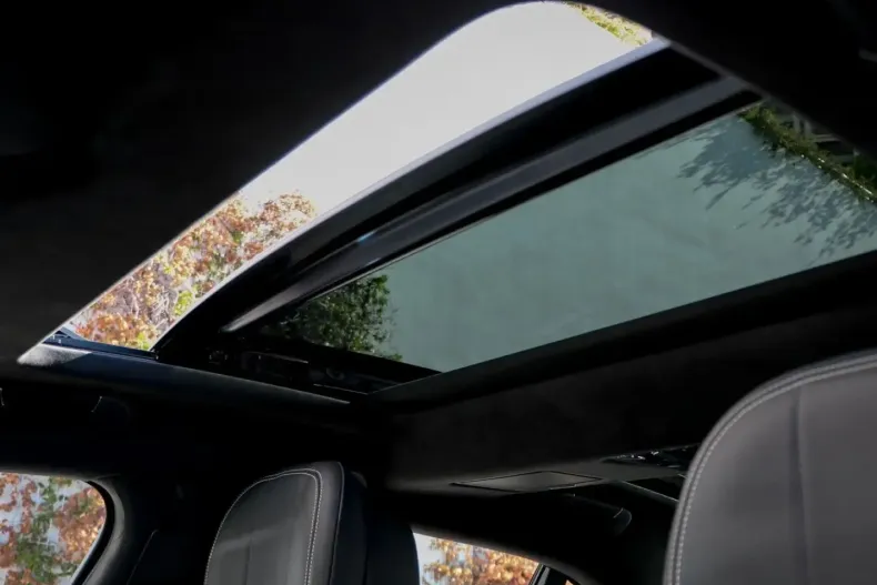 Bentley Flying Spur din 2024 cu 6.700 km - oferta BEN136797 - foto 26