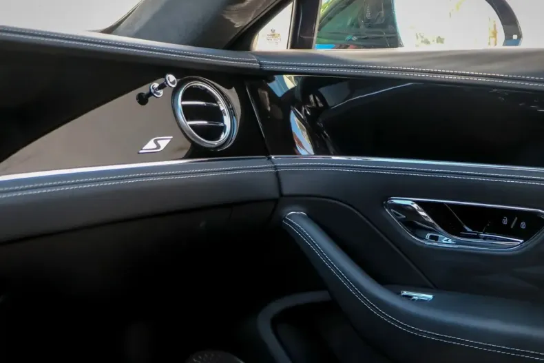 Bentley Flying Spur din 2024 cu 6.700 km - oferta BEN136797 - foto 29