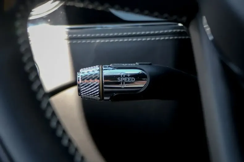 Bentley Flying Spur din 2024 cu 6.700 km - oferta BEN136797 - foto 31