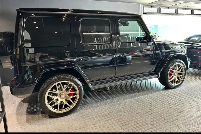 Mercedes-Benz G 63 AMG din 2025 cu 13.000 km - oferta MER136804 - foto 10