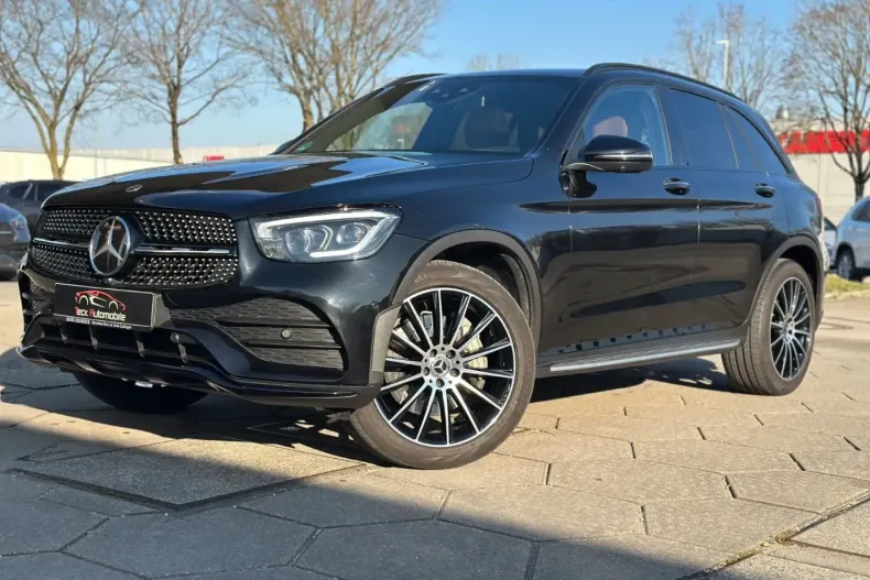 Mercedes-Benz GLC 300 din 2021 cu 60.000 km - oferta MER136809 - foto 1