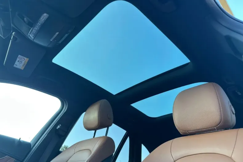 Mercedes-Benz GLC 300 din 2021 cu 60.000 km - oferta MER136809 - foto 12