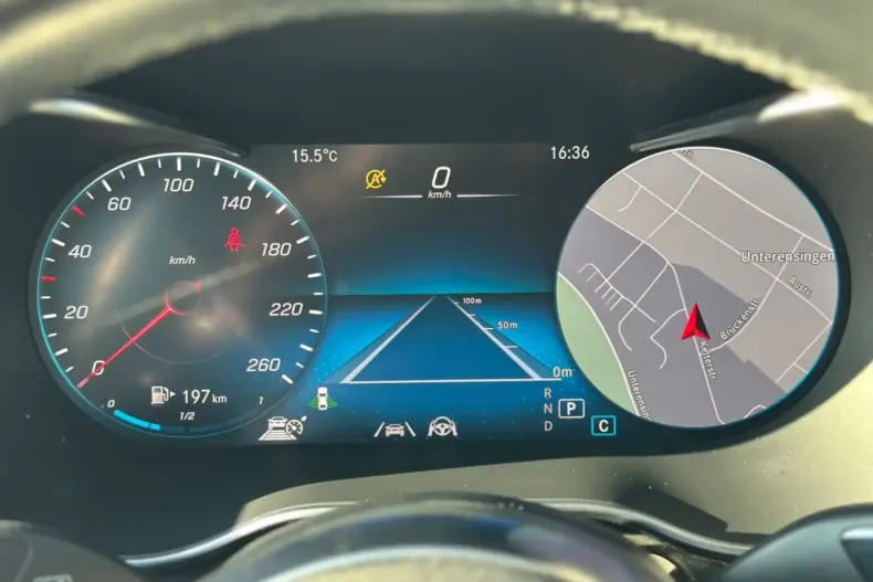 Mercedes-Benz GLC 300 din 2021 cu 60.000 km - oferta MER136809 - foto 16