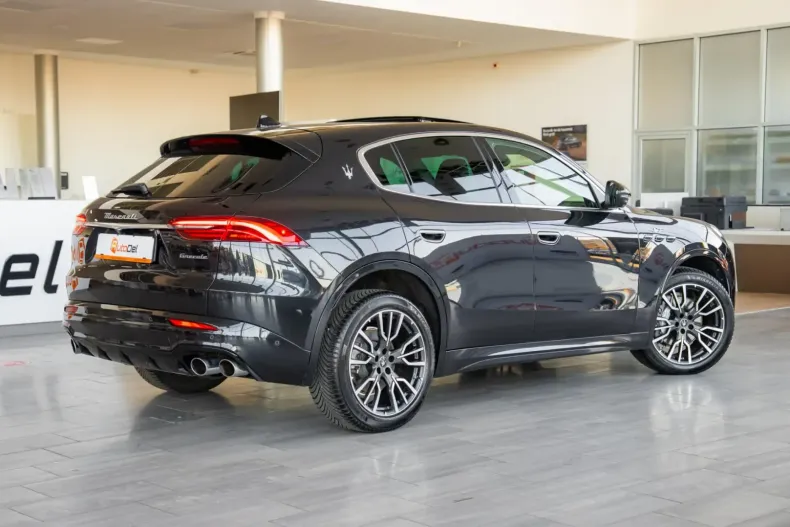 Maserati Grecale din 2023 cu 79.900 km - oferta MAS136826 - foto 8