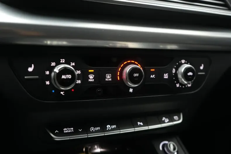 Audi Q5 din 2020 cu 98.000 km - oferta AUD136828 - foto 19