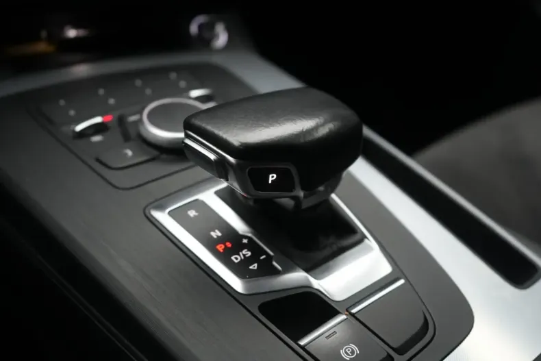 Audi Q5 din 2020 cu 98.000 km - oferta AUD136828 - foto 20