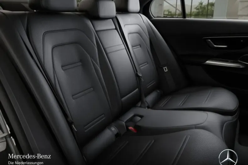 Mercedes-Benz E 53 AMG din 2024 cu 7.079 km - oferta MER136836 - foto 12