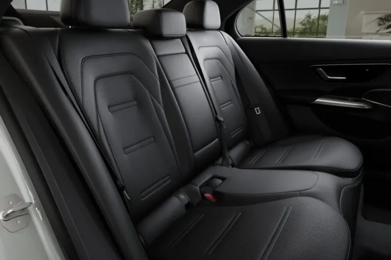 Mercedes-Benz E 53 AMG din 2024 cu 7.592 km - oferta MER136837 - foto 11