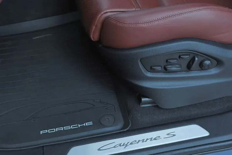 Porsche Cayenne din 2024 cu 17.200 km - oferta POR136854 - foto 10