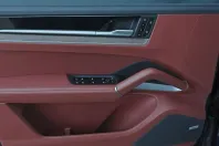 Porsche Cayenne din 2024 cu 17.200 km - oferta POR136854 - foto 22