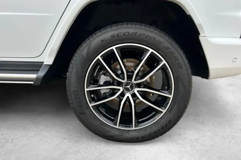 Mercedes-Benz G 500 din 2024 cu 13.610 km - oferta MER136855 - foto 4