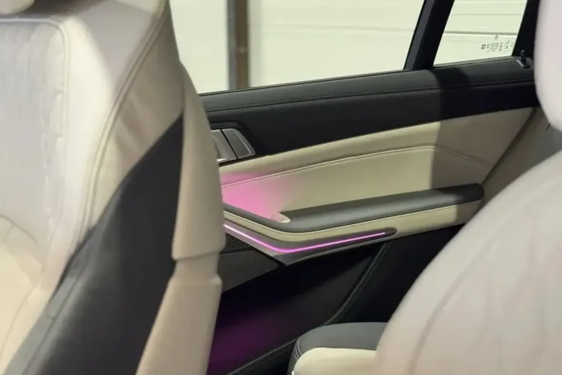 BMW X7 din 2024 cu 11.900 km - oferta BMW136860 - foto 21