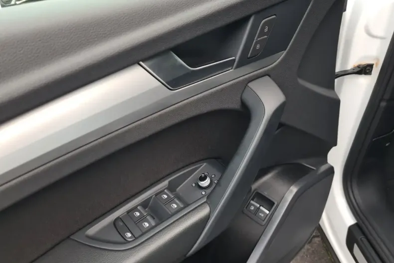 Audi Q5 din 2021 cu 93.600 km - oferta AUD136877 - foto 19