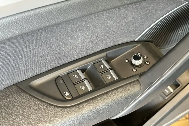 Audi Q5 din 2020 cu 42.113 km - oferta AUD136879 - foto 22