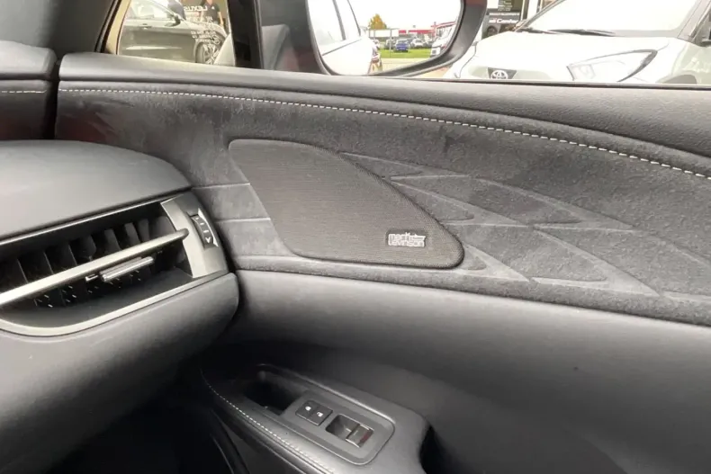 Lexus RX 500 din 2024 cu 20.000 km - oferta LEX136885 - foto 22