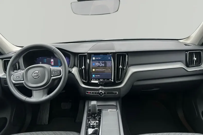 Volvo XC60 din 2022 cu 37.300 km - oferta VOL136887 - foto 4