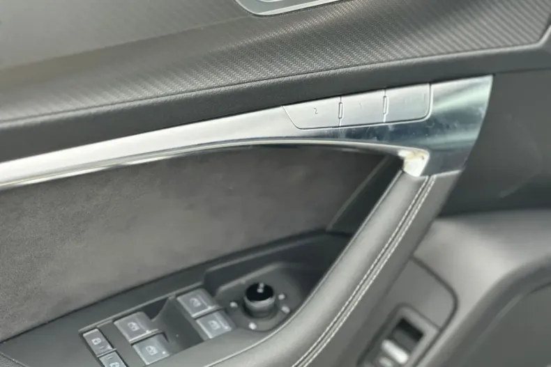 Audi RS6 din 2024 cu 16.000 km - oferta AUD136893 - foto 15