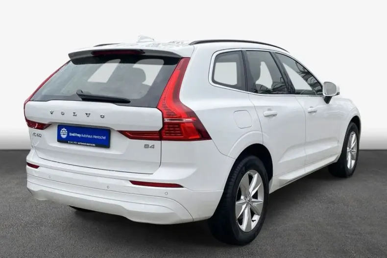 Volvo XC60 din 2022 cu 54.275 km - oferta VOL136896 - foto 2
