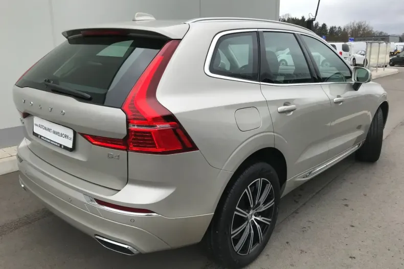 Volvo XC60 din 2021 cu 13.700 km - oferta VOL136897 - foto 3